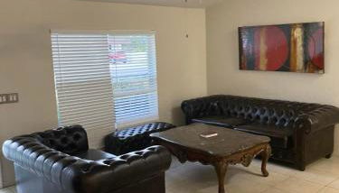 Cozy 3-BR Villa in Sun n Lake - Foto 5