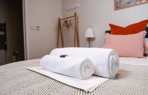 Epiphany House - Photo 14