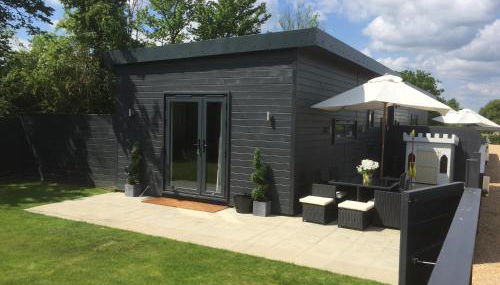 Willow Court Farm Studio West & Petting Farm, 8 mins to Legoland & Windsor, 15 mins to Lapland UK - Foto 2