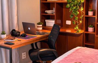 Smart Suíte 105 - com Piscina, Home Office, Ar-condicionado, WiFi prox shopping - Foto 3