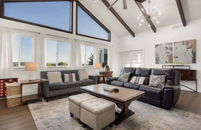 Paso Vista Bella by Avantstay Luxe Group Escape w Wine Country Views - Photo 5