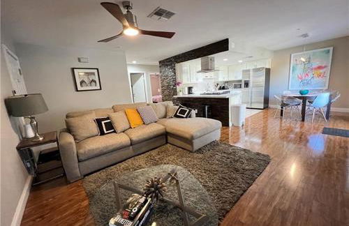 T-Designed to ENJOY!. Best Vacation - Foto 1