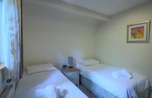 Lodge Nine for 6 with Hot Tub - Spa Resort in Devon - Foto 14