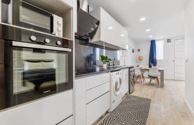 Serene Blue Escape by Madeira Sun Travel - Foto 8