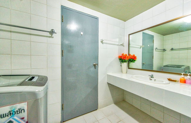 Hillside Plaza & Condotel 4 Downtown - Photo 69