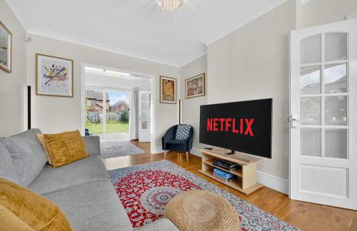 City SuperHost Lovely 3 bed Wythenshawe Home - Foto 1