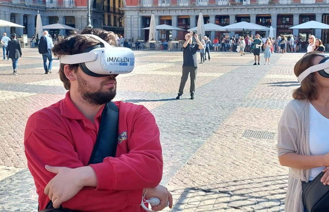 Visite dans Madrid avec des lunettes de réalité virtuelle - Photo 1