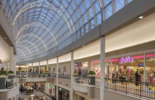 Cozy 2B Townhouse King Bed Free Parking TV in BRs - Foto 24