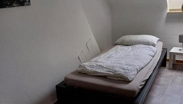 Dachgeschosswohnung in Poll - Photo 3