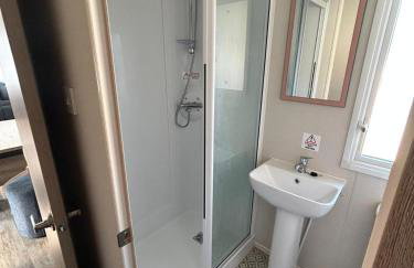 CaravanSleeps4-Beachfront-Garden-Patio - Foto 9