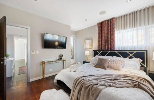 5BR 5BA Architectural Estate-Theatre Gym Rooftop - Foto 48