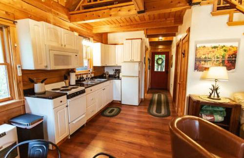 Enchanted Forest Cabin - Foto 17