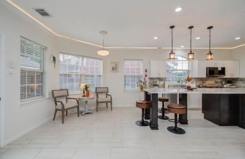 Big Texas Living - Spacious 5-BD with Pool - Foto 11