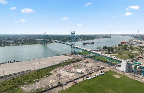 Chic Vinewood Home King Plus 2 Queens - Foto 16