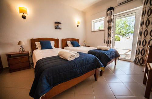 Vivenda Jardim Mar Algarve Porches - Foto 17