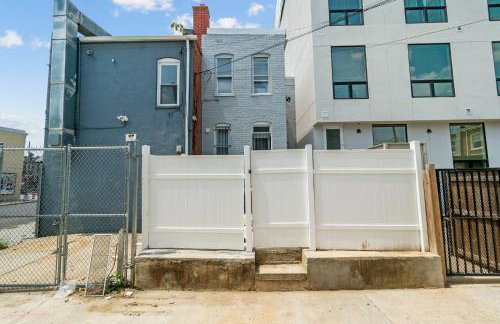 Unit # 1 - Right Next to Howard University - Foto 16