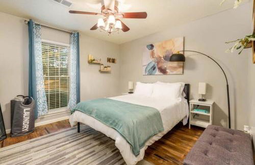 Gorgeous Alabama Home 4 Miles to Stadium Sleeps 8 - Foto 28