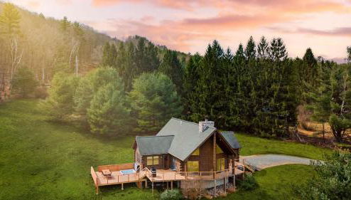 Secluded w/ Deck Views, Hot Tub, & Ping Pong Hudson in the Berks by Avantstay - Foto 1, Other