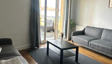 Le Toit des Volcans - 8 couchages - Terrasse privée et Wifi - Photo 2