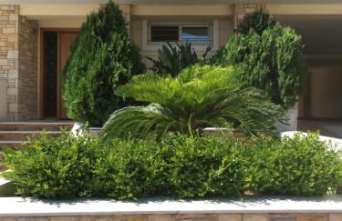 Hector Apartment Airport by Airstay - Photo 36