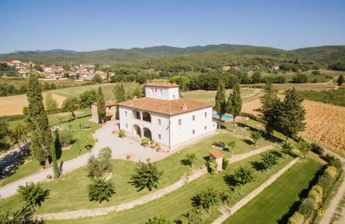 Farmhouse with swimming pool surrounded by greenery just 20 minutes from Arezzo - Foto 11