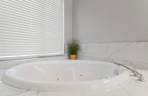 Beautiful Desert Oasis Villa with Pool - Foto 18