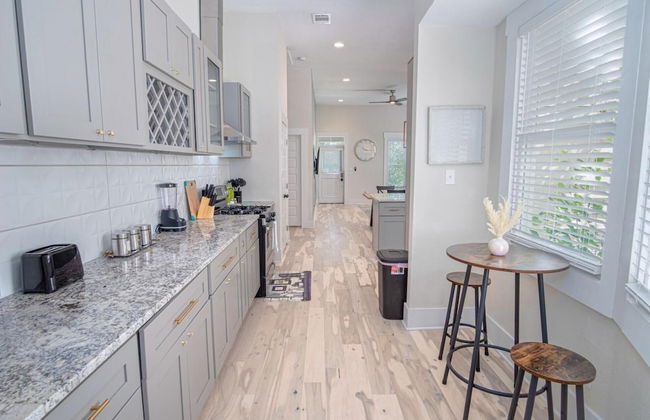 Incredible New 3BR 2BA Near Downtown - Foto 7