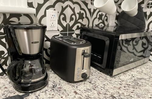 Renovated 1 Bedroom in Forest Hills - A - Foto 25