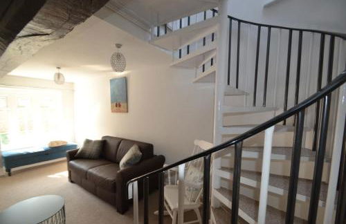 Abbey Cottage - Photo 23