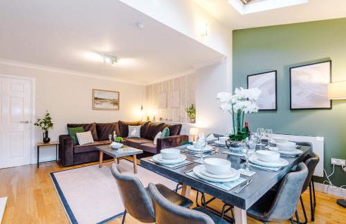 NEW! Incredible Home In Northwich By 53 Degrees Property, Perfect For Groups, FREE Parking! - Photo 10