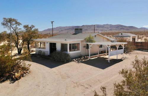 Mayfair House - 4 Minutes to National Park! - Foto 1