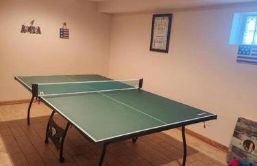 Elkhorn 3 Bedroom 2 Bathroom Log Cabin Sleeps 8 - Lincoln Log Cabin - Foto 23