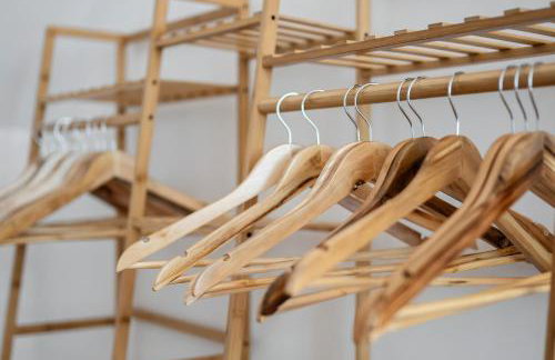 Stylish 5Bedroom Getaway in Quiet Mildenhall Area - Photo 55