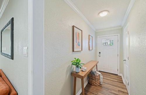 Amazing 4BR 2BA Winter Home with Pool & Game-Movie Room - Foto 3