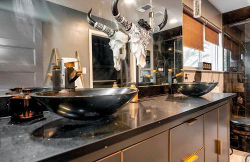 The Sinatra - Fun 5BD Home Huge Pool Game Room - Foto 90