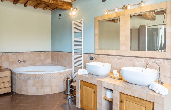 Villa Fenice - Elegant Country House - Photo 35