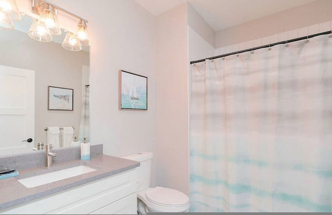 Ice Ice Baby Downtown Newport News - Foto 12