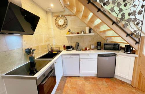 Cosy Gîte à Azay-le-Rideau avec Wifi, Clim, tout inclus, idéal pour 2 adultes et 2 enfants, proche châteaux - FR-1-381-567 - Foto 8