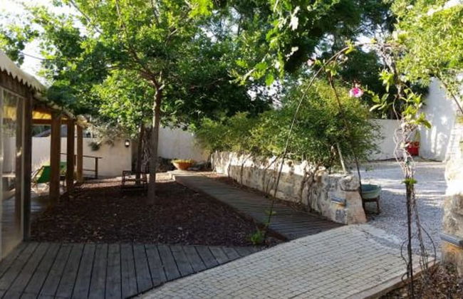 Smadar Inn - Photo 35