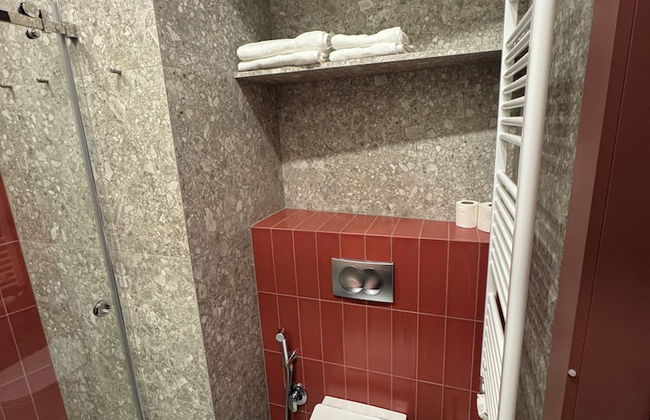 Urban Flame Apartments - Photo 14