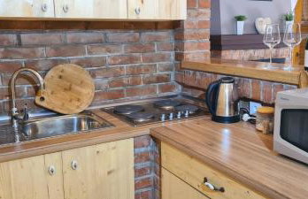 Mountain Villa Carin - Jacuzzi - Panoramic View - 4 Bedrooms - Free Private Parking - Near Zagreb - Photo 11