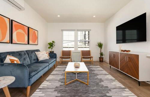 Downtown Culver City New Designer Lux 1 Bedroom - Photo 3