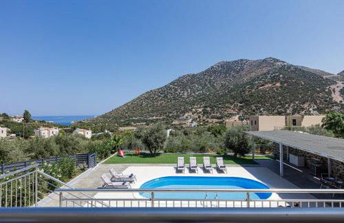 Family Friendly Basilicata Attali villa Private Pool,Children area - Foto 15