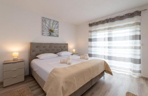 Gorgeous Home In Benkovac With Wifi - Foto 17