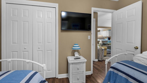 Pet Friendly on Canal in Old Seagrove - Next to Seaside & 3 Blocks to Beach! - Foto 4, Habitación