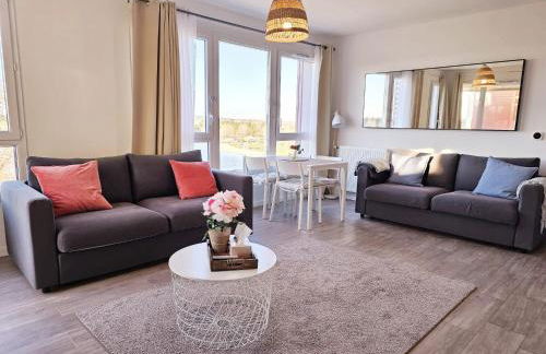 Lakeside Provence - Appartement classé 4 étoiles, Vue sur le lac de Monteux, Parking sous-sol, double clim - Foto 3