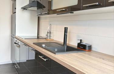 Duplex 6 pers 3 Ch, Billard & Netflix, tout équipé - Foto 4