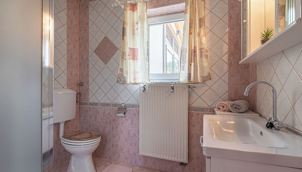 Natura Kolpa Orange Apartment - Foto 4, Baño