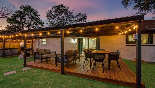 4-BD Mid-Modern Century with Firepit & Playground - Foto 2