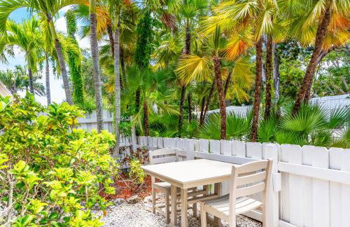 Siesta Key, Heated Pool, Dock on Lagoon, Turtle Beach 1 mile and Crescent Beach 2 miles, 1bdr - Foto 10